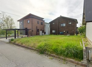 売地